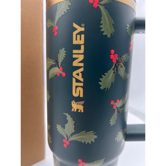 Stanley Holiday Botanical Tumbler Evergreen Holly Christmas NWT 30oz Quencher - Picture 4 of 8